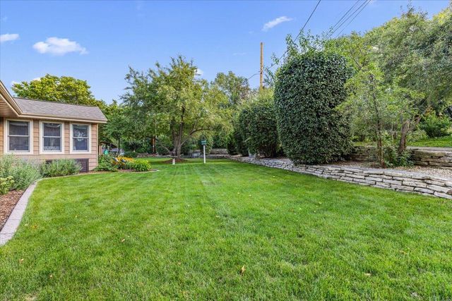 N83W14201 Menomonee AVENUE, Menomonee Falls, WI 53051