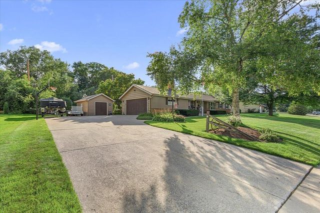 N83W14201 Menomonee AVENUE, Menomonee Falls, WI 53051