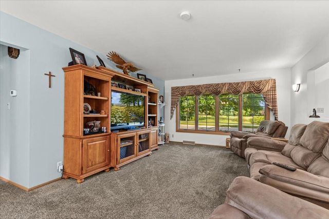 N83W14201 Menomonee AVENUE, Menomonee Falls, WI 53051