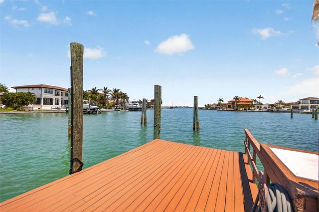 3111 WEDGEWOOD DRIVE, Belleair Beach, FL 33786