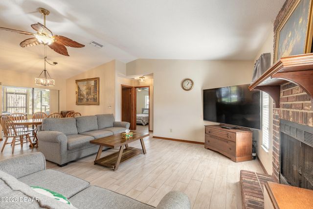 100 Kings Point Court, Daytona Beach, FL 32119