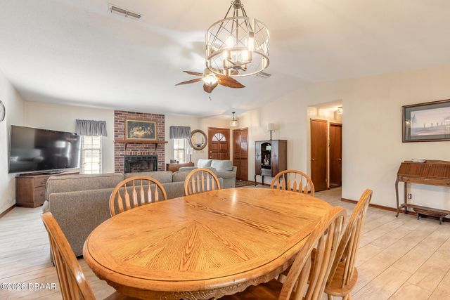 100 Kings Point Court, Daytona Beach, FL 32119