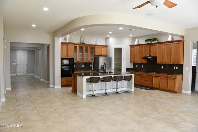 9539 W HARMONY Lane, Peoria, AZ 85382