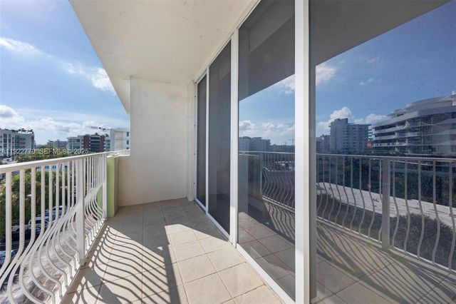 10350 W Bay Harbor Dr 5E, Bay Harbor Islands, FL 33154