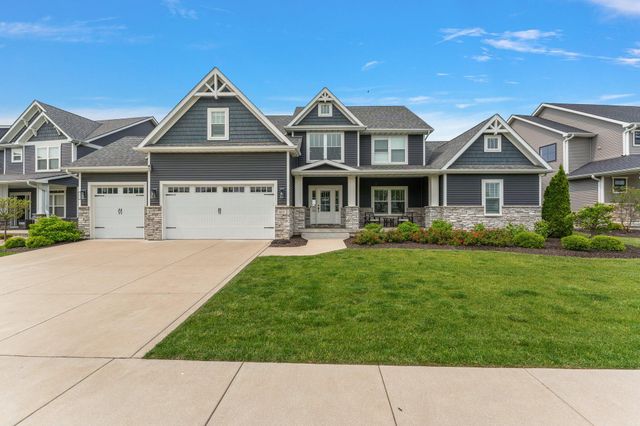 917 Kildare Drive, Crown Point, IN 46307