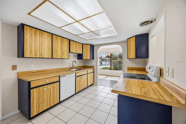 849 SENDA PLATA 15, Venice, FL 34293