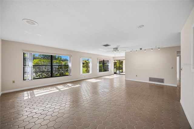 849 SENDA PLATA 15, Venice, FL 34293