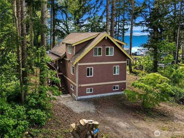 97 B Port Gardner Drive, Hat Island, WA 98206