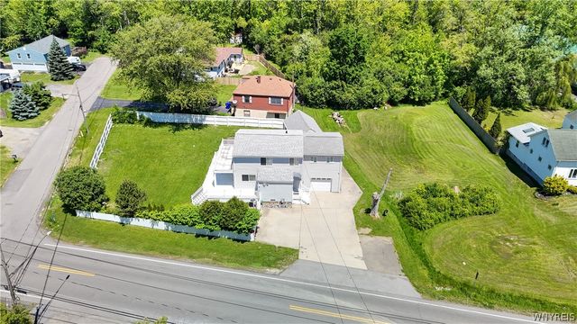 4093 Bayview Road, Hamburg, NY 14219