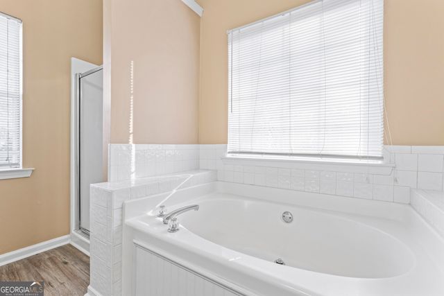 64 Dogwood Lakes Drive, Hampton, GA 30228