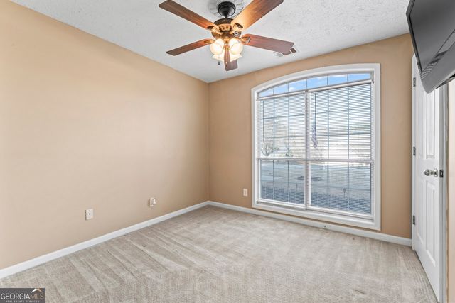 64 Dogwood Lakes Drive, Hampton, GA 30228