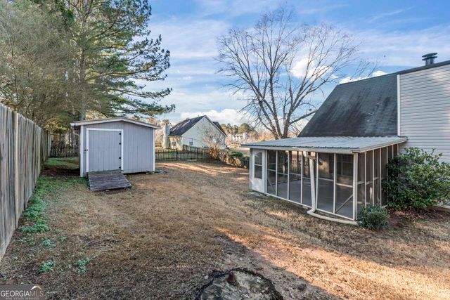 64 Dogwood Lakes Drive, Hampton, GA 30228