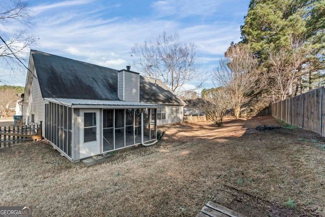 64 Dogwood Lakes Drive, Hampton, GA 30228