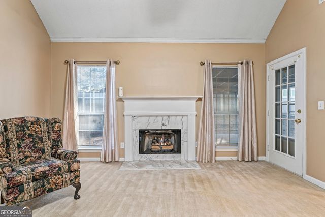 64 Dogwood Lakes Drive, Hampton, GA 30228