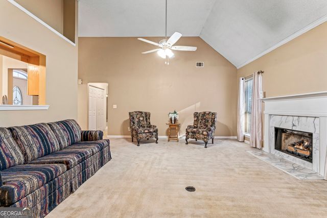 64 Dogwood Lakes Drive, Hampton, GA 30228