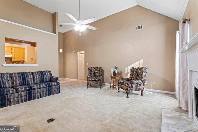 64 Dogwood Lakes Drive, Hampton, GA 30228