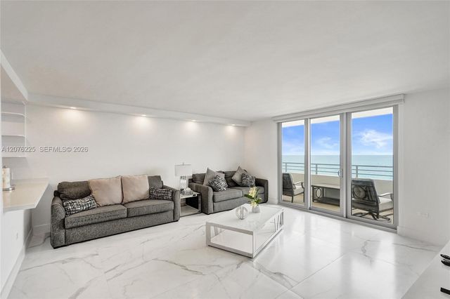 5555 Collins Avenue 9M, Miami Beach, FL 33140