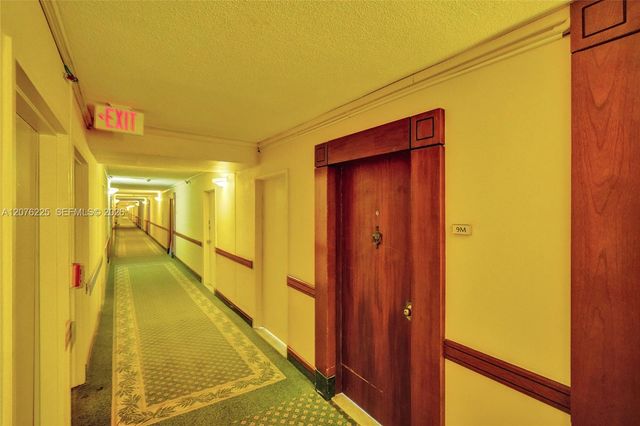 5555 Collins Avenue 9M, Miami Beach, FL 33140