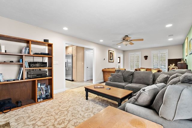 107 Billerica Road, Chelmsford, MA 01824