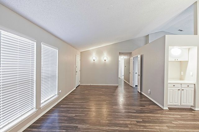 6704 Wesson Drive, Plano, TX 75023