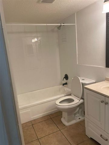 14413 AMERICANA CIRCLE 105, Tampa, FL 33613