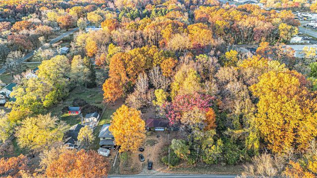 321 E Bertrand Road, Niles, MI 49120