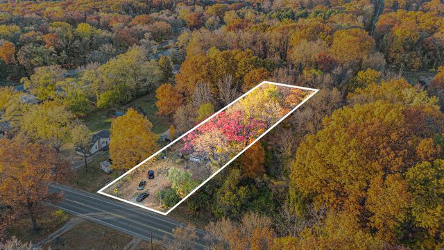 321 E Bertrand Road, Niles, MI 49120