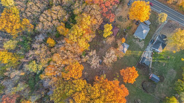 321 E Bertrand Road, Niles, MI 49120