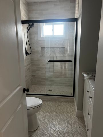 2039 Pleasant St 2, Fall River, MA 02723