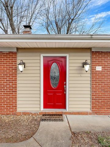 105 Lavernel Drive, Fenton, MO 63026