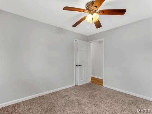 105 Lavernel Drive, Fenton, MO 63026