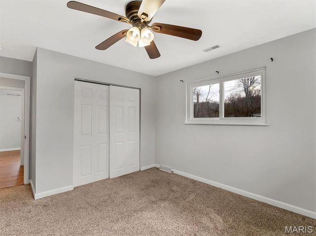 105 Lavernel Drive, Fenton, MO 63026