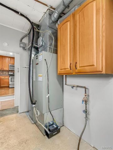 105 Lavernel Drive, Fenton, MO 63026