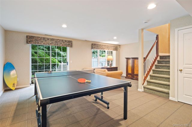 19 Winterberry Lane, Briarcliff Manor, NY 10510