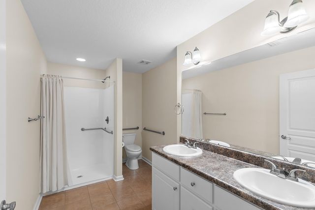 101 Legends Ct, Dothan, AL 36305