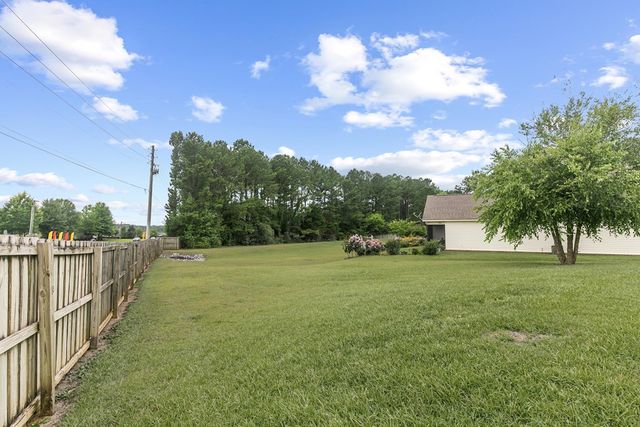 101 Legends Ct, Dothan, AL 36305