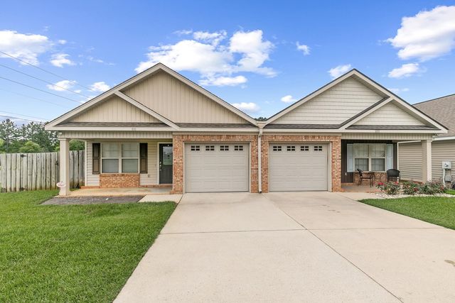101 Legends Ct, Dothan, AL 36305