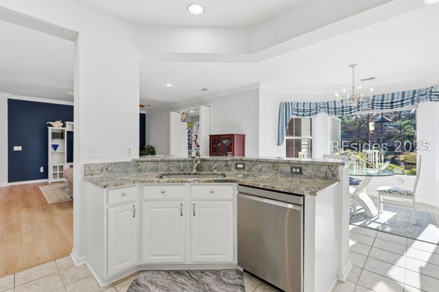 19 Hampton Cir, Bluffton, SC 29909