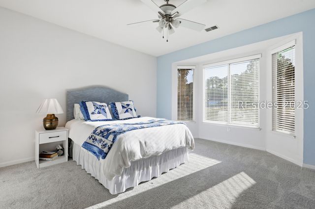 19 Hampton Cir, Bluffton, SC 29909