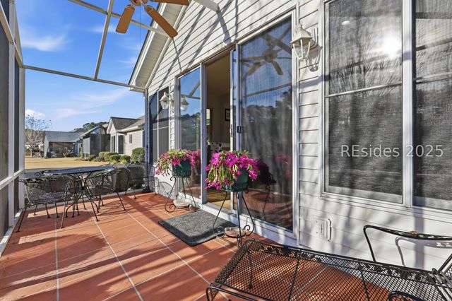 19 Hampton Cir, Bluffton, SC 29909