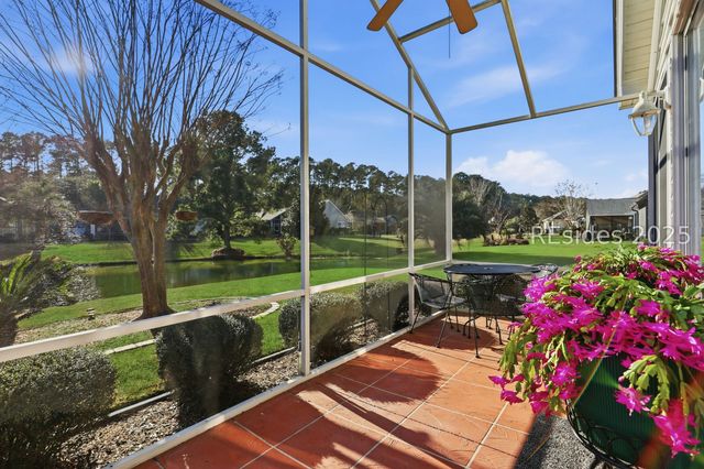 19 Hampton Cir, Bluffton, SC 29909