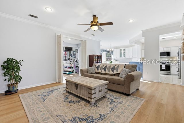 19 Hampton Cir, Bluffton, SC 29909