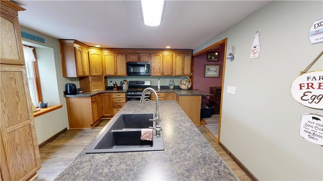 8900 State Route 51, Winfield, NY 13491