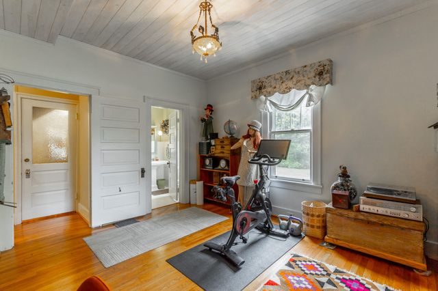 215 Gordon Street, Chickamauga, GA 30707