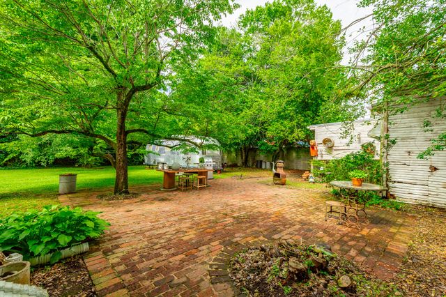 215 Gordon Street, Chickamauga, GA 30707
