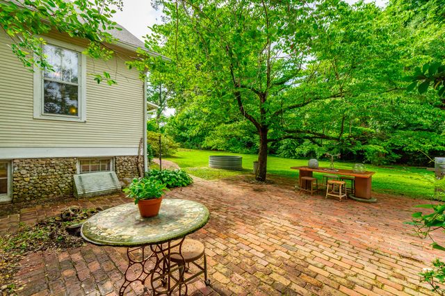 215 Gordon Street, Chickamauga, GA 30707