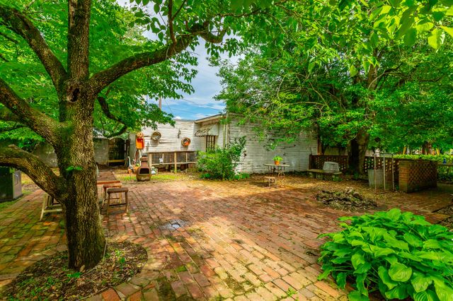 215 Gordon Street, Chickamauga, GA 30707