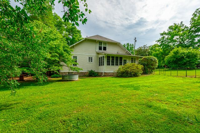 215 Gordon Street, Chickamauga, GA 30707