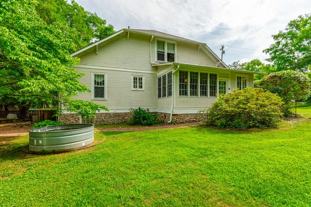 215 Gordon Street, Chickamauga, GA 30707