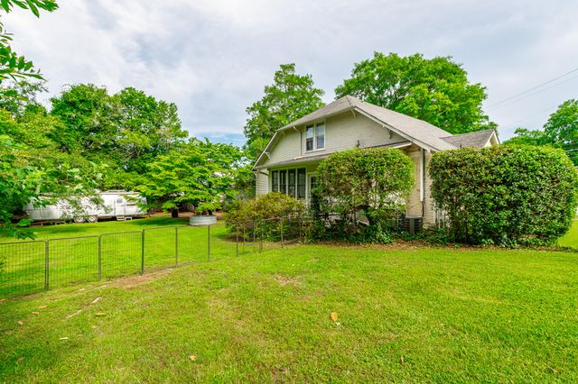 215 Gordon Street, Chickamauga, GA 30707